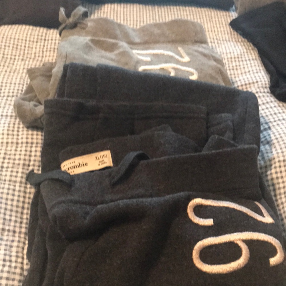 Ambercrombie & fitch kids xL size 16